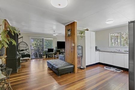Charming high set home in prime Maroochydore location - Photo 4