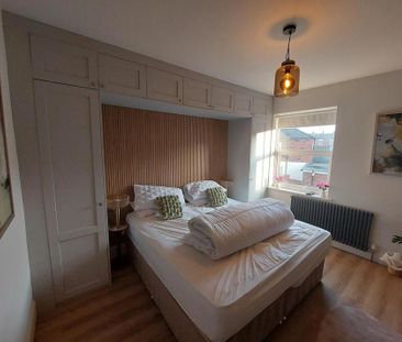 2 bedroom terraced house to rent - Photo 4