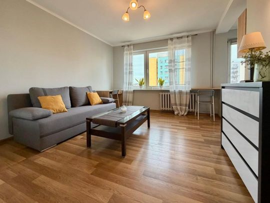 Jasna kawalerka blisko ŚUM 28 m² - Zdjęcie 1