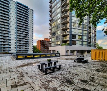 For Lease - 150 Charlton Avenue Unit# 601, Hamilton, Ontario - Photo 1