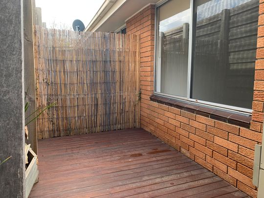 Renovated Two Bedroom Unit in the Heart of Highton! - Photo 1