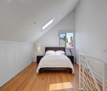 2/32 Hutton Street, Thornbury VIC 3071 - Photo 6