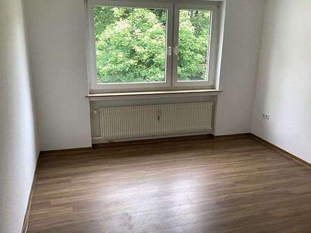 Bezugsfertige 3- Zimmer-Wohnung mit Balkon in Lüdenscheid - Foto 4