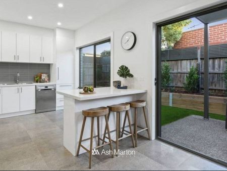 2a Ronald Avenue, Frankston South, VIC 3199 - Photo 2