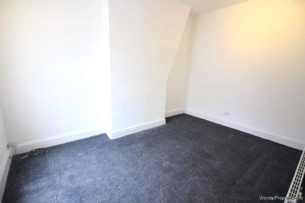 2 bedroom property to rent in Ashton Under Lyne - Photo 1