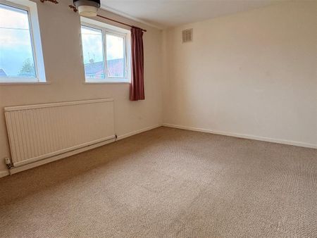 2 bedroom semi-detached house to rent - Photo 2