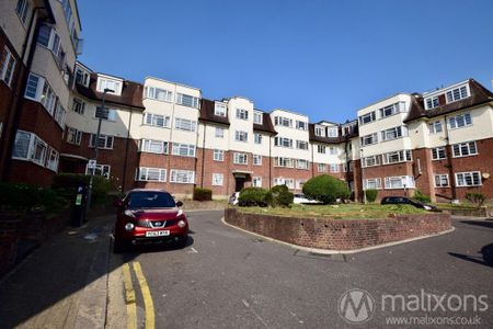 3 bedroom flat to rent - Photo 4