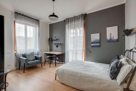 Via Privata Mauro Rota, Milan, Lombardy 20125 - Photo 3