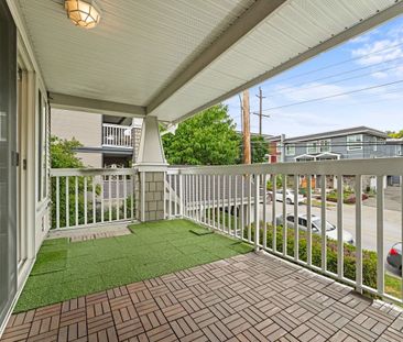 220 10th Street town house — New Westminster, BC (2-Bedroom) - 2 Be... - Photo 1