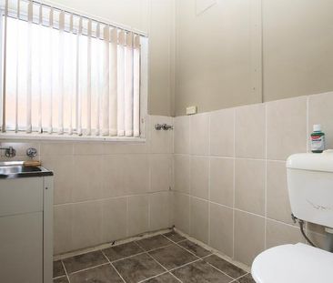 210 Rose Street - Photo 3