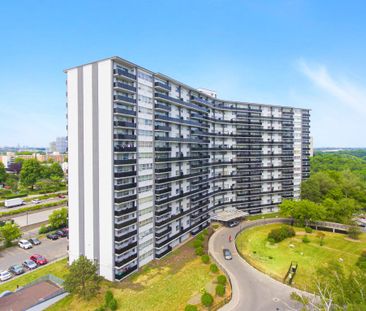 Champlain Towers - Photo 1