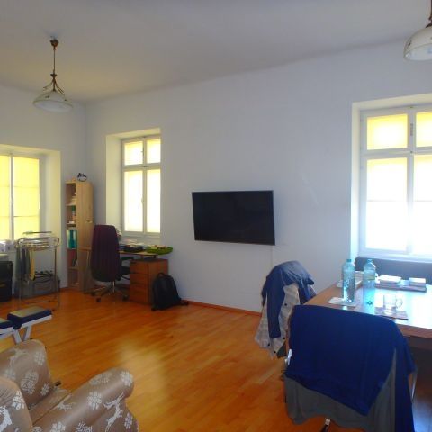 2-Zimmer Wohnung in Krems-Stein zu vermieten Nähe DPU / KL / FH / Donau-Uni - Photo 1