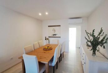 Spacious ground floor for rent with a pool and garden in Javea Arenal LONG TERM