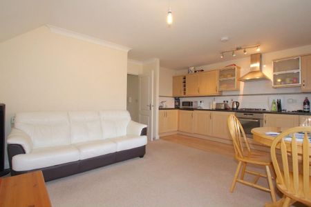 2 bedroom apartment to rent - Photo 2