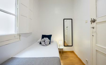 Calle Duque de Sesto, Madrid, Community of Madrid 28009 - Foto 4