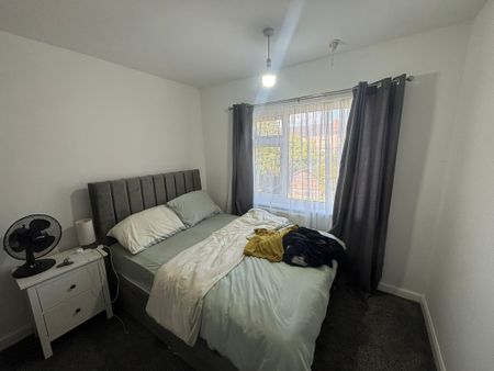 Lavender Avenue, Coundon - Photo 3