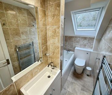 2 bedroom semi-detached house to rent - Photo 5