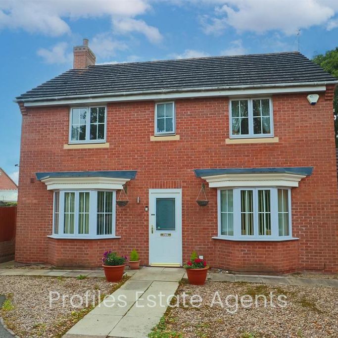 4 bedroom detached house to rent - Photo 1