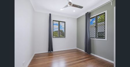 Beautifully Renovated, Modern 2-Bedroom Flat in the Heart of Mt Gravatt - $600 per week - Photo 3