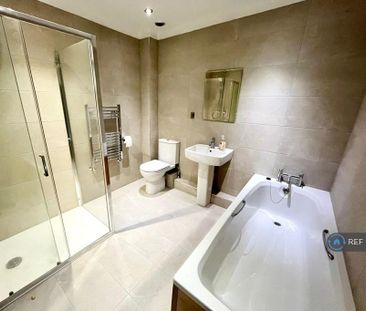 3 bedroom terraced house to rent - Photo 5