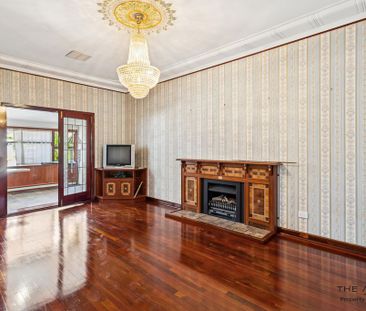 Charming Character Home in a Prime Lifestyle Location - Photo 2