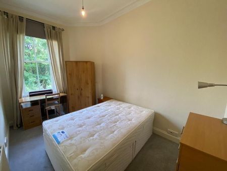 10 Bruntsfield Avenue, Bruntsfield, EH10 4EP, Edinburgh - Photo 3