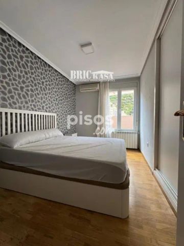 Piso en alquiler en Centro - Foto 3