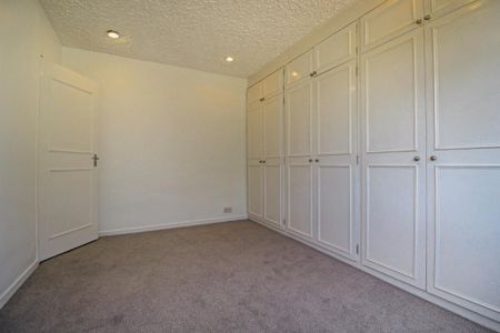 Studio Flat, Longdown Road, SE6 - Photo 2