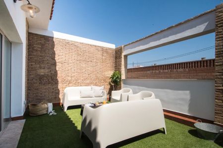 Ático de alquiler en Carrer de Vidal de Blanes, El Grau - Photo 2