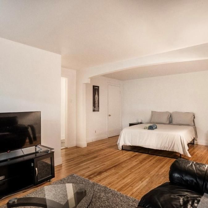 Appartement 4 1/2 - 2 chambres à coucher – 75 m² (817 p2) - Photo 1