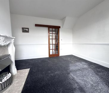 2 bedroom cottage to rent - Photo 2