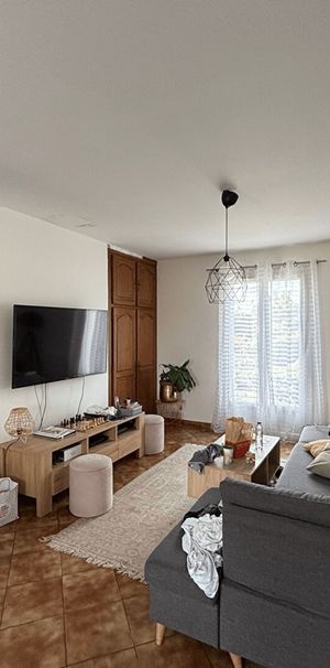 Maison sur sous-sol - 151,44 m² T6 - YEVRES - Photo 1