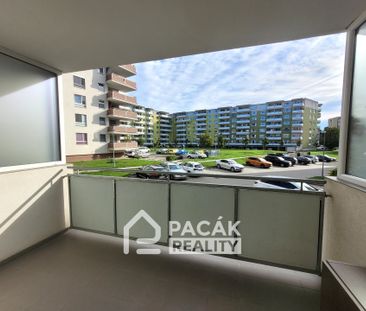 Pronájem bytu 1+kk a garsoniéry 39 m² - Photo 3