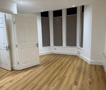 Studio Flat, Stapleton Road, BS5 - Photo 3