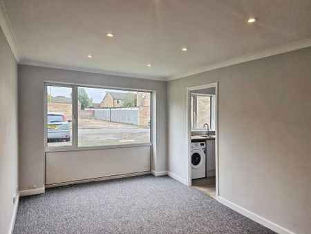 2 bedroom maisonette to rent - Photo 4