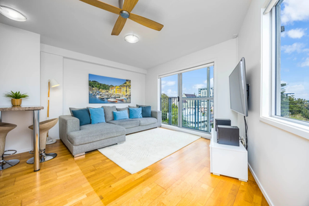 Parkside Perfection - Short Term Summer Rental - Photo 4