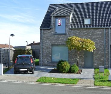 Halfopen woning te huur te Roeselare - Foto 1