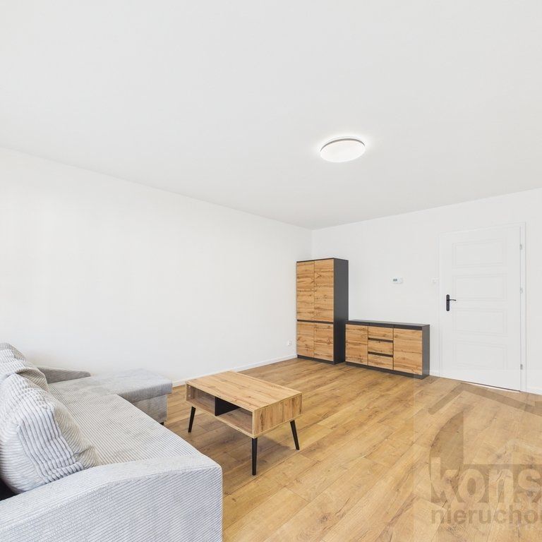 2 pokoje na os. Majowym w budynku z cegły - Photo 1