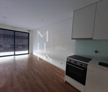 VILA NOVA DE GAIA, Porto - Photo 1