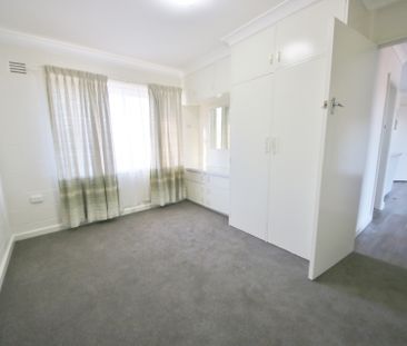 TWO BEDROOM UNIT IN 'FITZROY HEIGHTS' - Photo 3