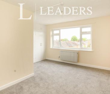 2 bedroom maisonette to rent - Photo 3