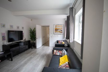 Wokingham Road, Reading, Berkshire, RG6 1JL- Room 7 - Photo 4