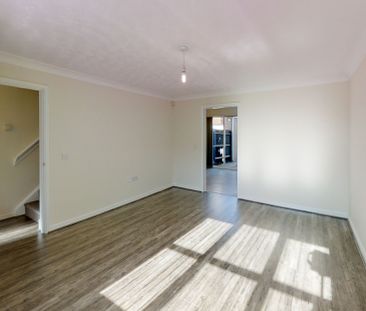 15,Watermeadow Grove, Etruria, Stoke-on-Trent, ST1 5GJ. - Photo 1