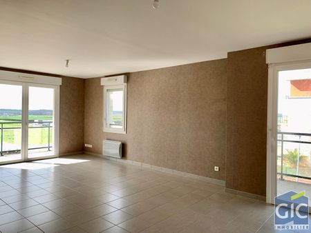 Location Appartement 3 pièces 77m² - Photo 2