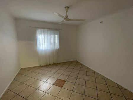 11 Teal Street, Slade Point - Photo 4