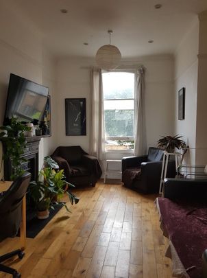 Room in a Shared Flat, Ground Floor, N16 - Photo 1