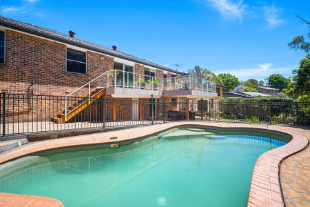 Contemporary Family Home with Poolside Entertaining & Leafy Outlooks - Photo 5