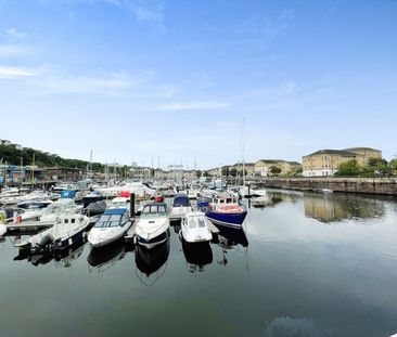 Plas St Pol De Leon, Penarth Marina, Penarth - Photo 2