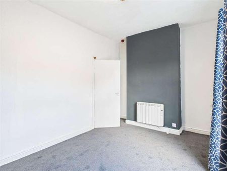 Parrin Lane, Eccles, Manchester, Greater Manchester, M30 - Photo 4