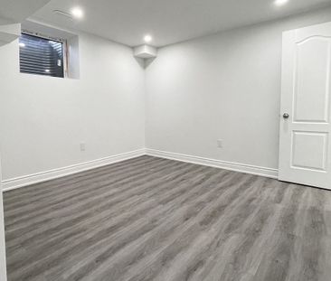 For Lease - 24 San Felice Lane, Hamilton, Ontario - Photo 3